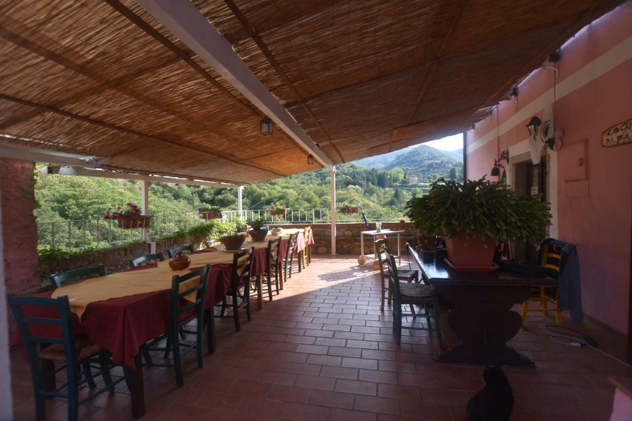 Agriturismo Locanda Del Papa La Spezia Exterior photo